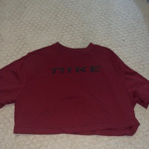 Nike Crop Tee
